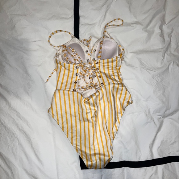 Pacsun Yellow Lace-Up One Piece, Medium - Picture 2 of 2